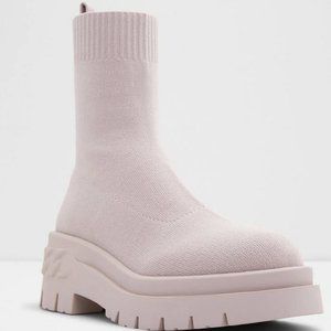 NWOB Aldo Bigact Chelsea Boot